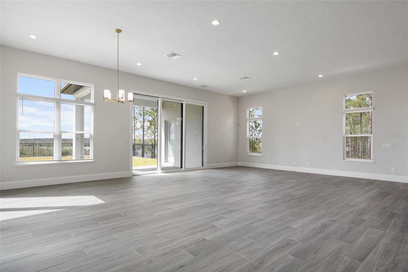 BELLA COLLINA SUB - Residential