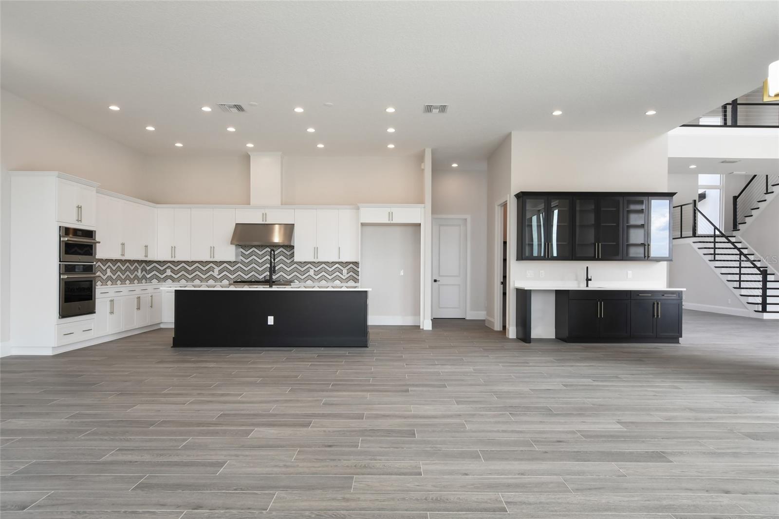 BELLA COLLINA SUB - Residential