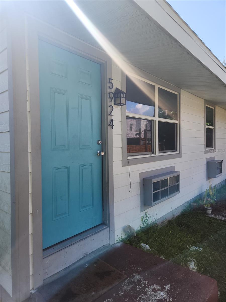 Renting a one bedroom one bathroom apartment with luxury vinyl plank flooring throughout the apartment and it has an open space between the living room and kitchen area. It has a laundry room with a washer and dryer hookup and stainless steel appliances. There is a application fee of 75 for each adult over 18 years old, monthly rent is $1195 plus security deposit of $1195 if you meet income requirements and no evictions and there is a $150 admin fee please call me to setup an appointment to see the apartment.