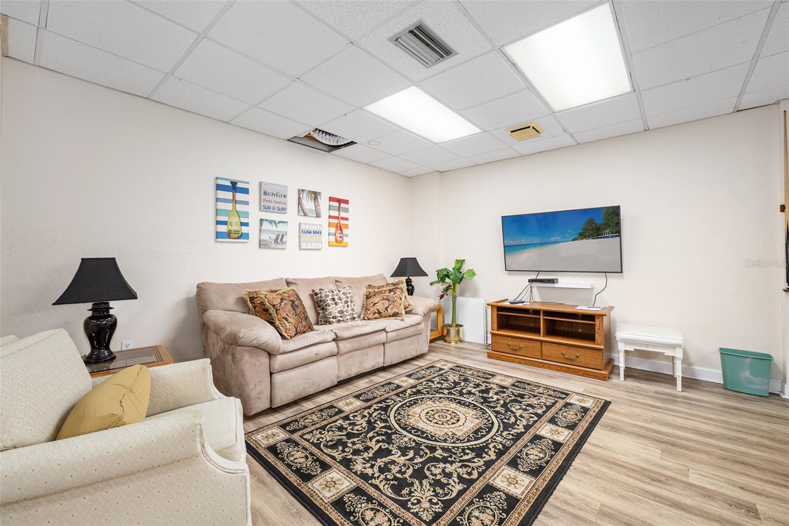 REGENCY PLAZA CONDO - Residential