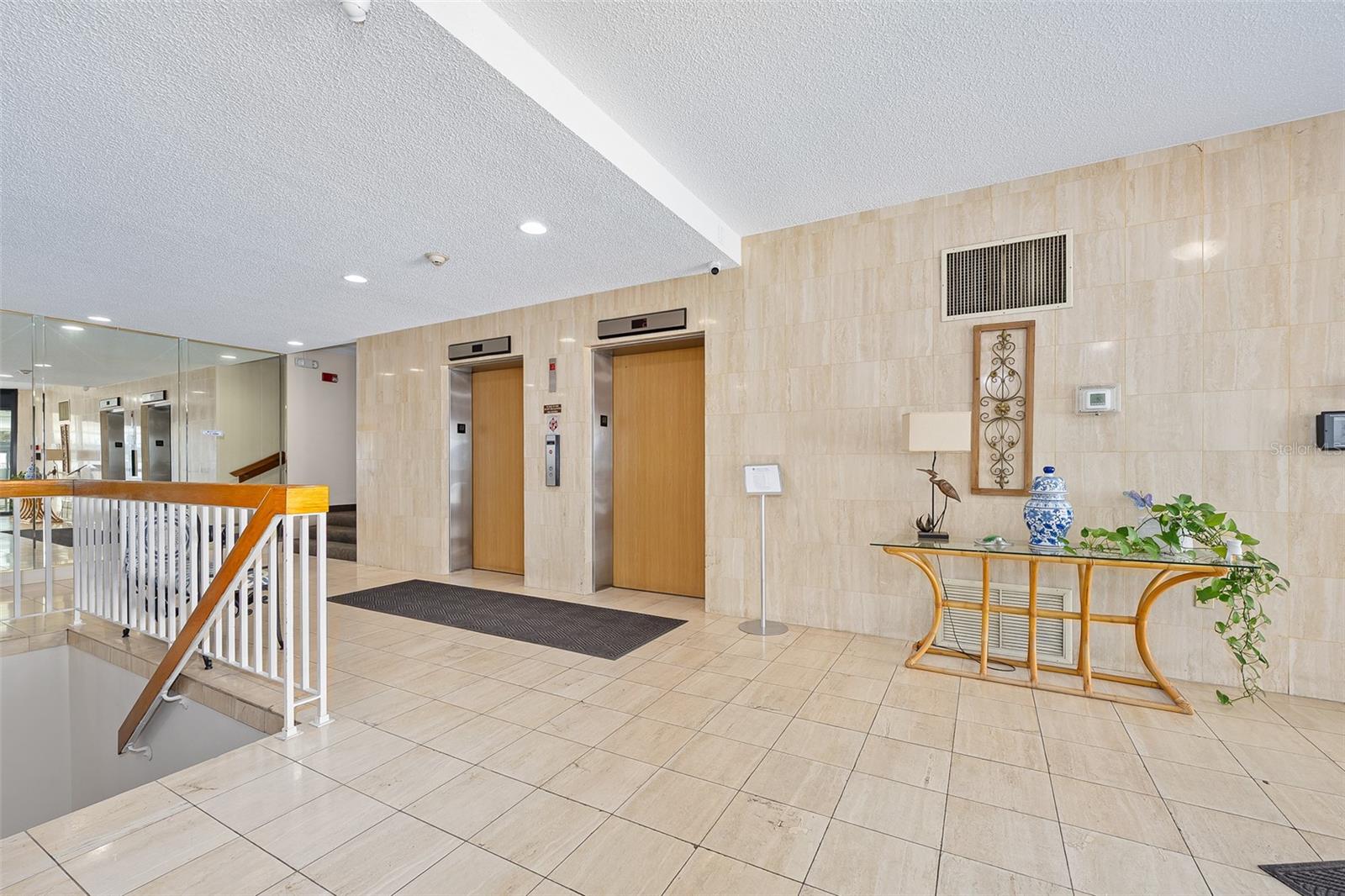 REGENCY PLAZA CONDO - Residential