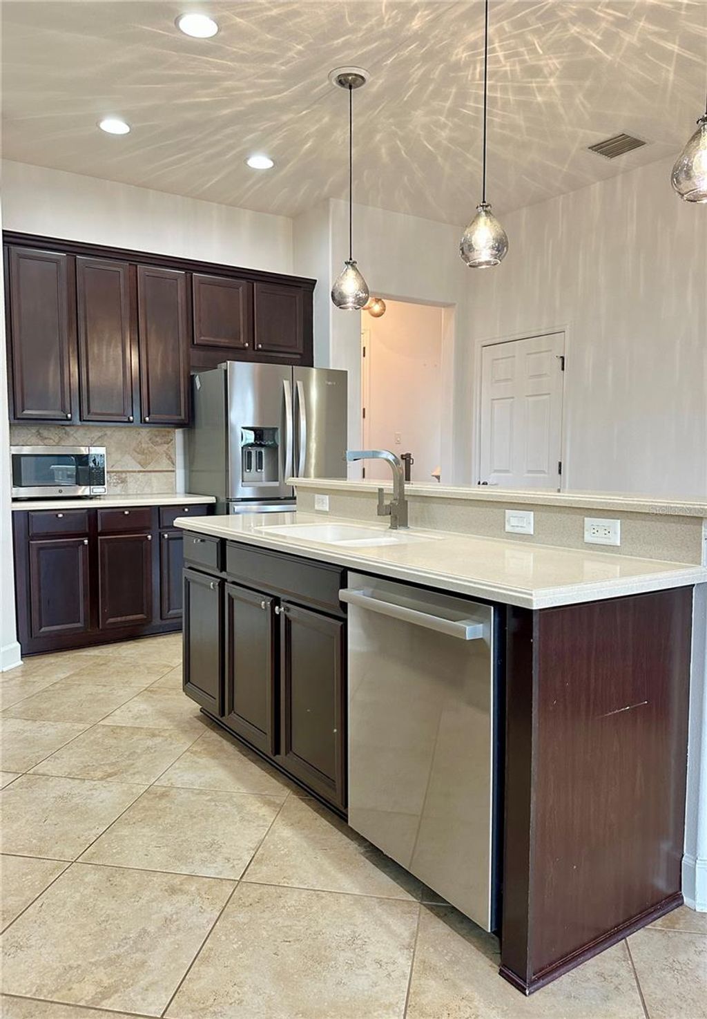 Photo of 6157 Castleton Hollow Road, Riverview, FL 33578 (MLS # TB8496713)