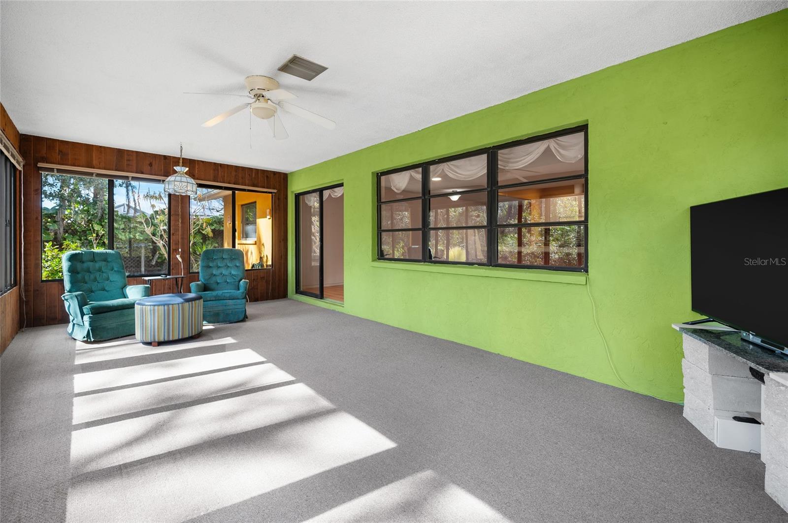 SOUTH VENICE - Residential