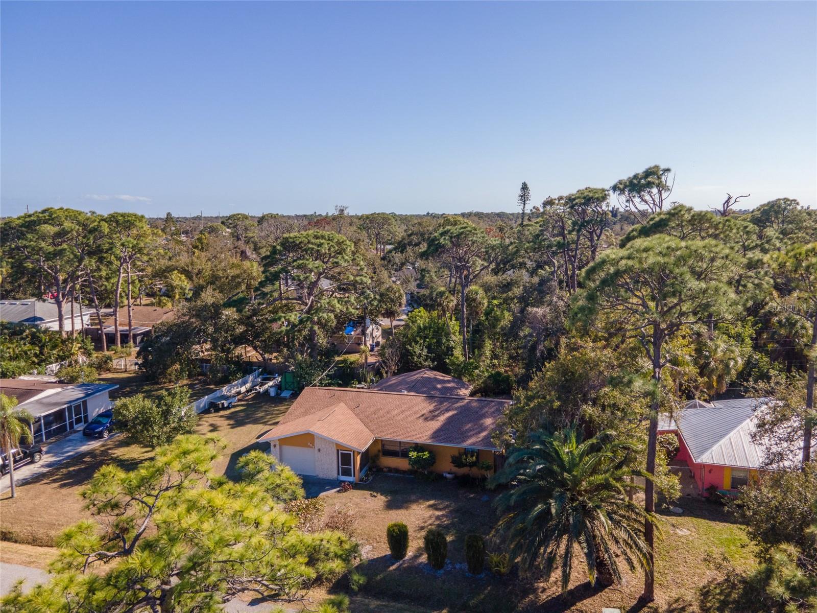 SOUTH VENICE - Residential