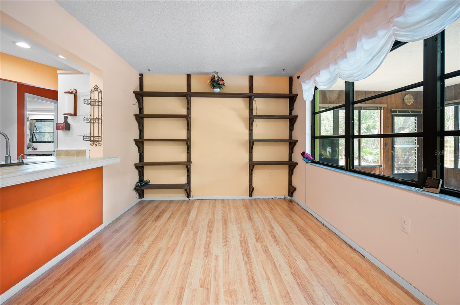 SOUTH VENICE - Residential