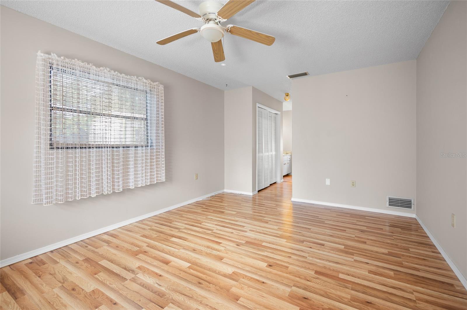 SOUTH VENICE - Residential