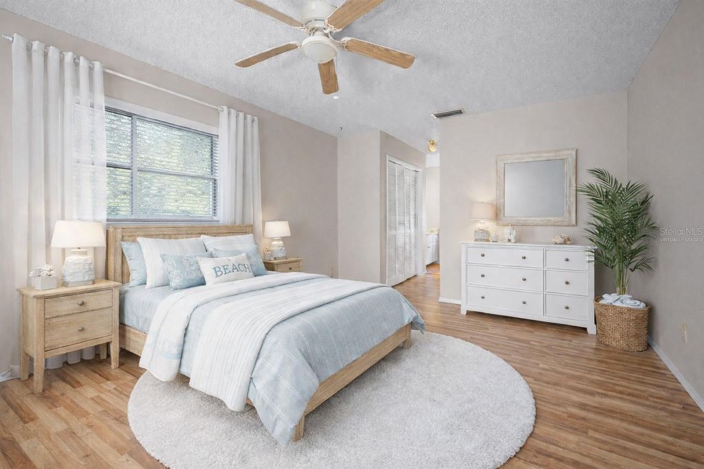 Photo of 207 Oberlin Road, Venice, FL 34293 (MLS # D6145992)