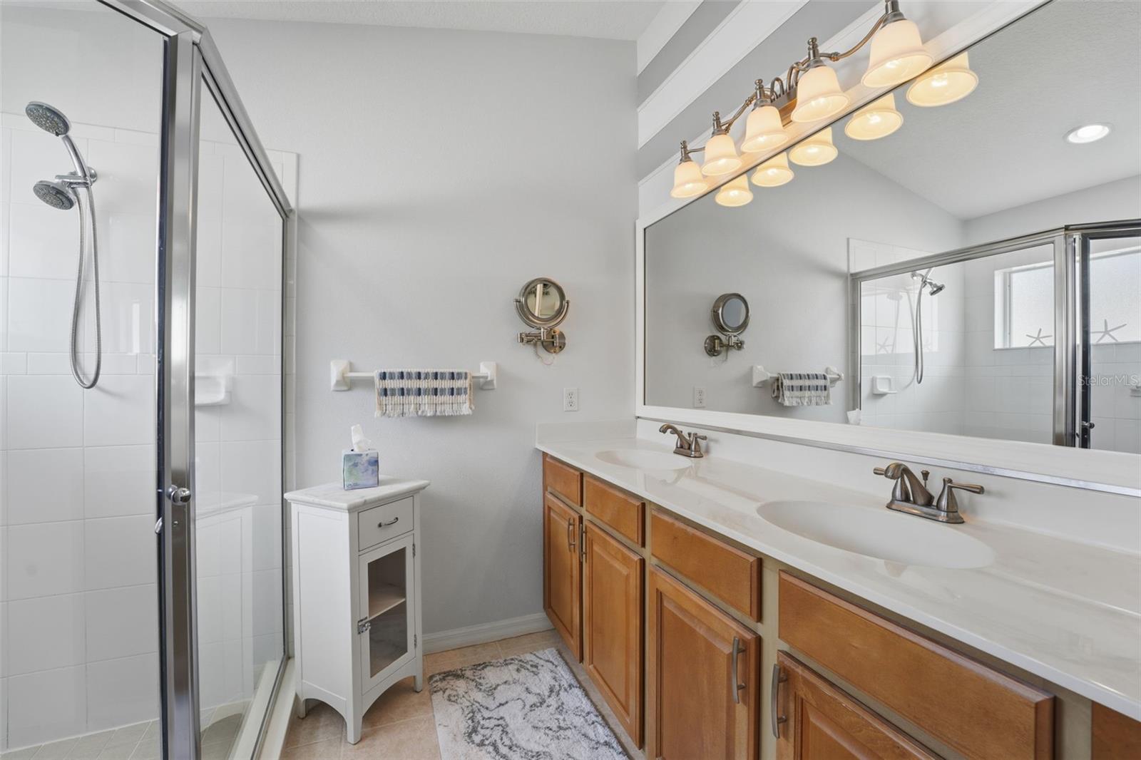 LAKESIDE PLANTATION - Residential