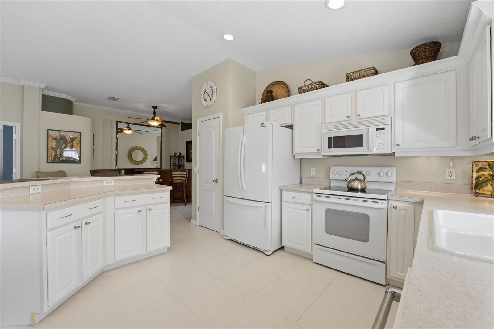 LAKESIDE PLANTATION - Residential