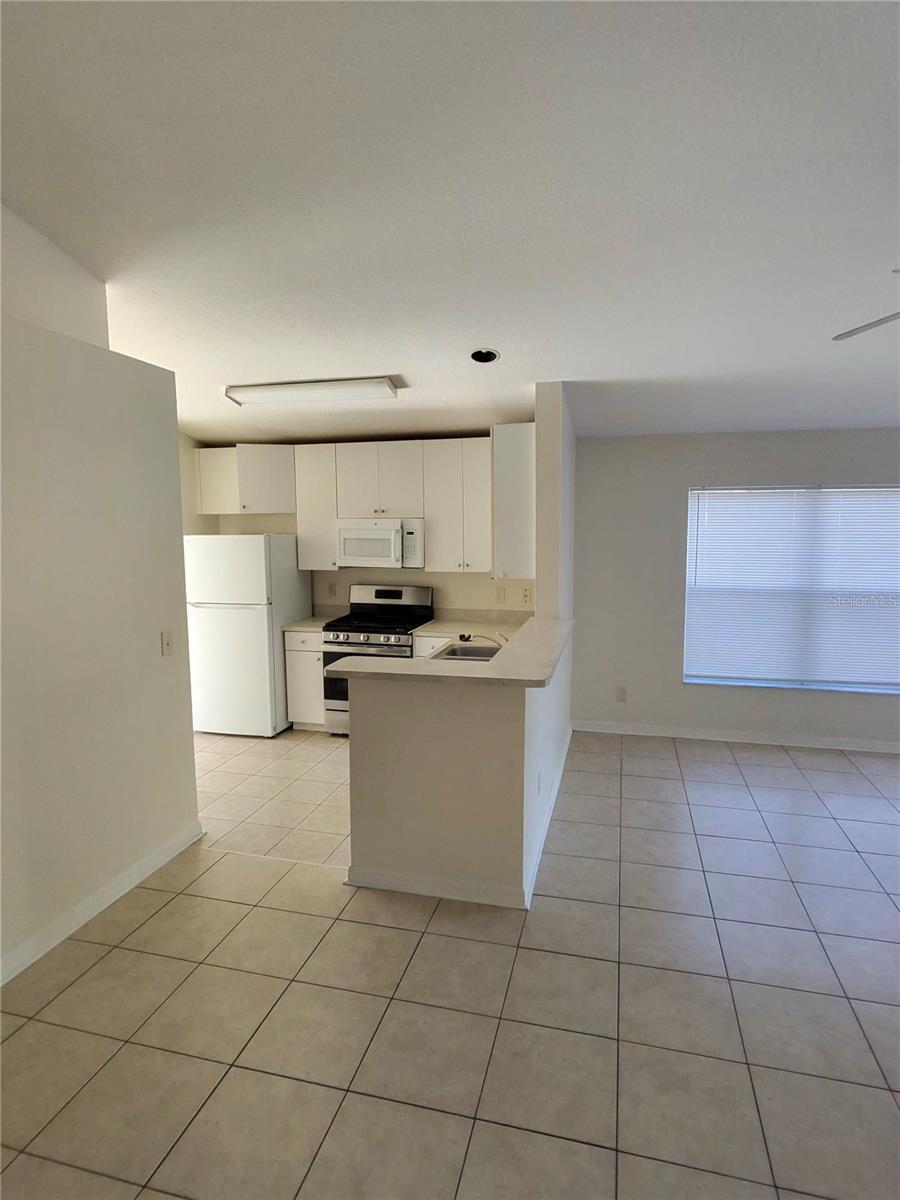 LAKESIDE TRACT A1 - Residential Lease