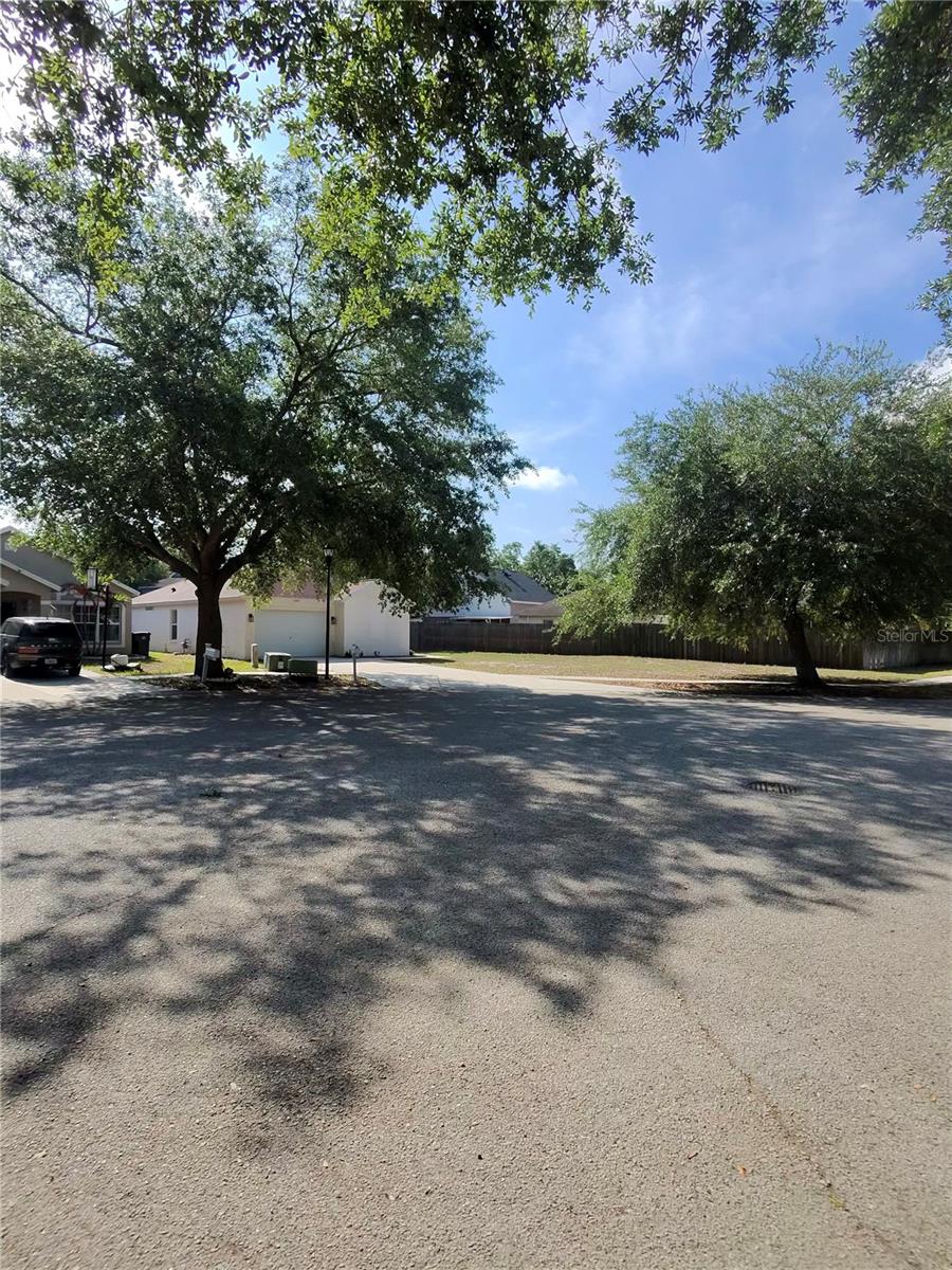 LAKESIDE TRACT A1 - Residential Lease