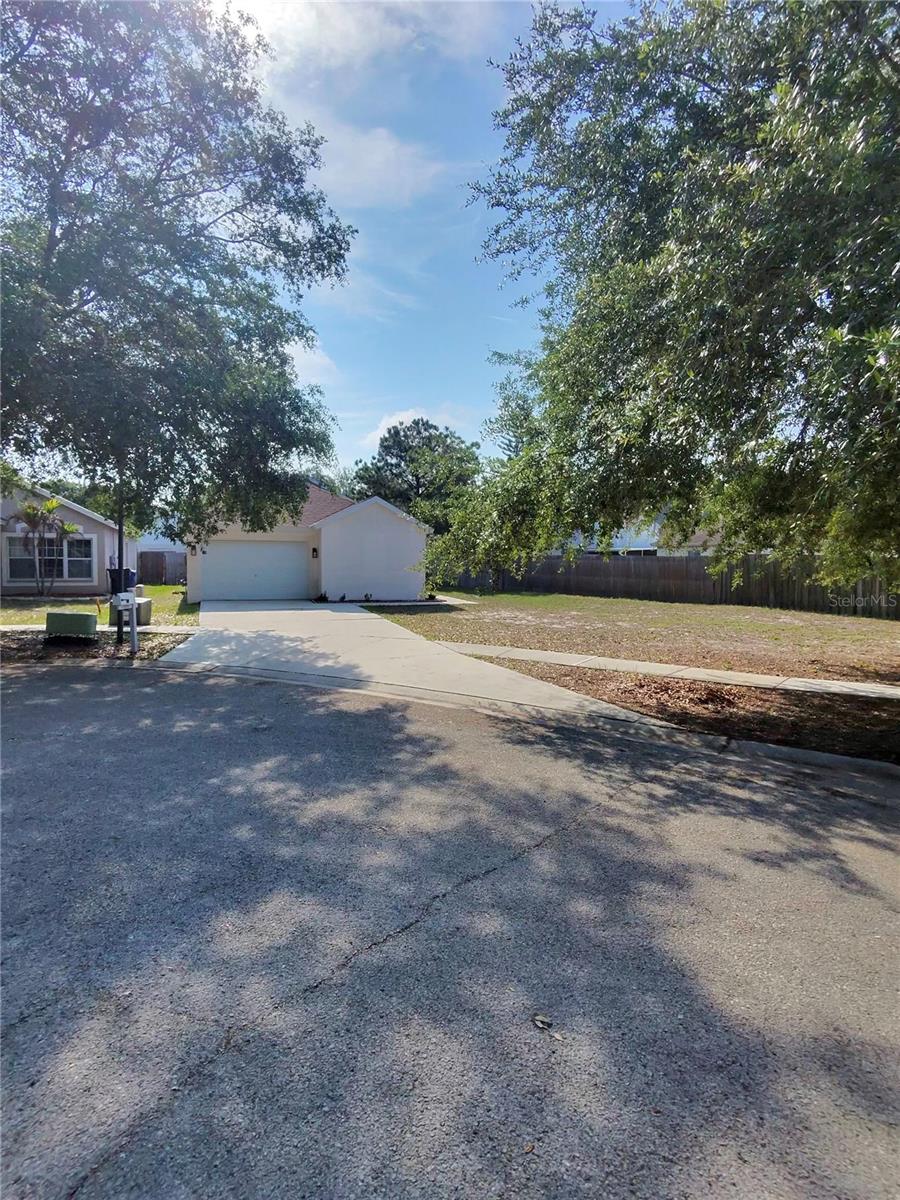 LAKESIDE TRACT A1 - Residential Lease