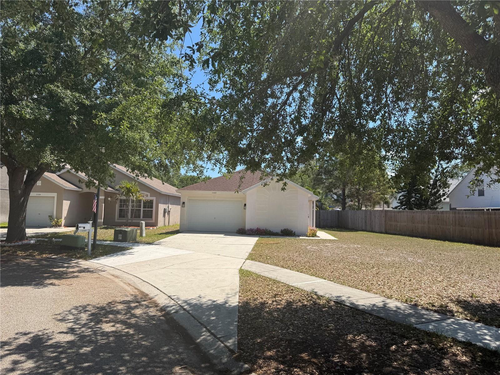 LAKESIDE TRACT A1 - Residential Lease