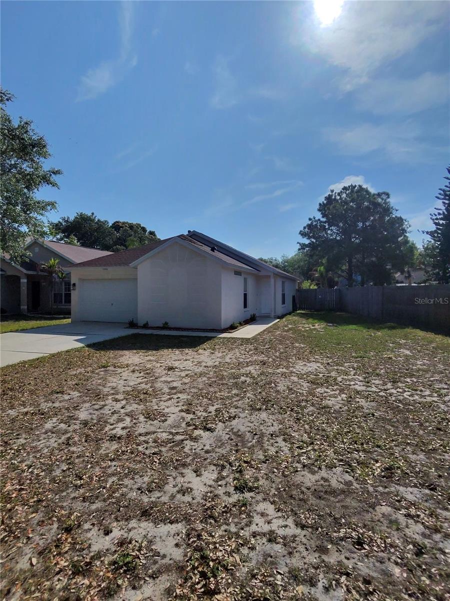 LAKESIDE TRACT A1 - Residential Lease
