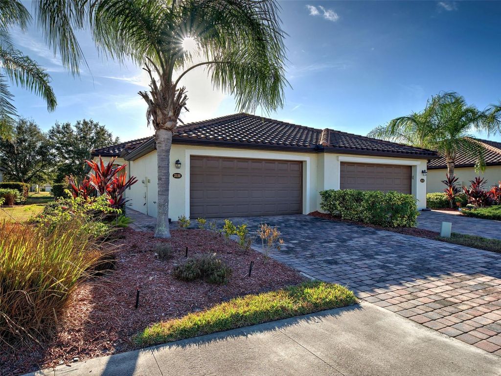 Photo of 20188 Tesoro Drive, Venice, FL 34293 (MLS # N6142023)