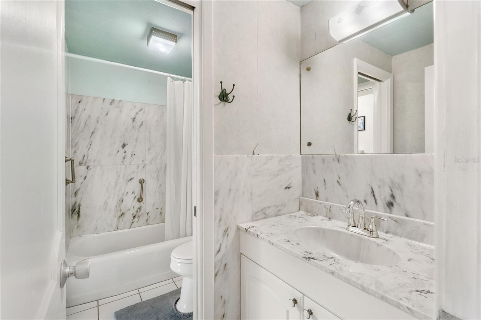 VENICE TOWN HOUSE - Residential