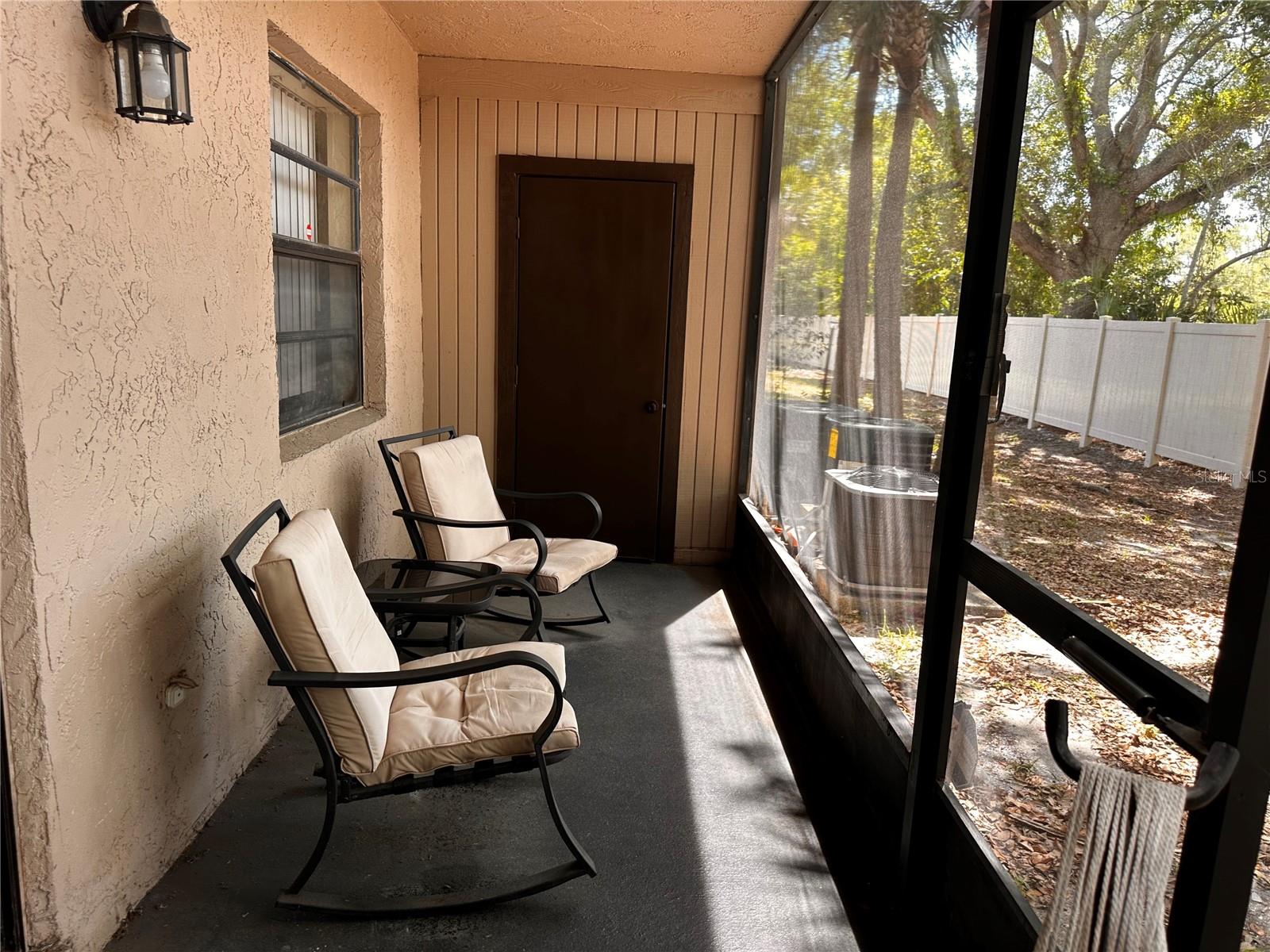 CORAL GARDENS - Residential