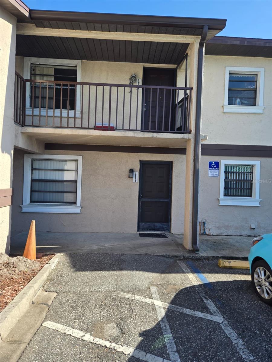 CORAL GARDENS - Residential