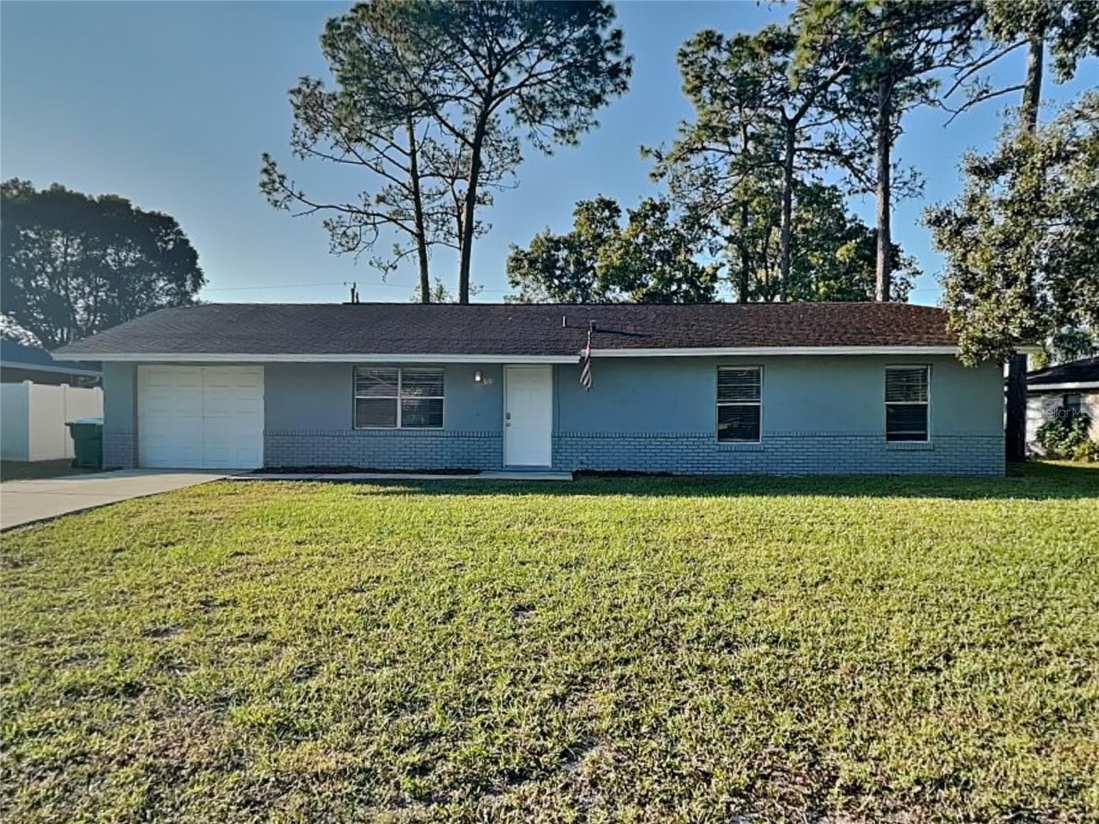 DELTONA LAKES UN 30 8 - Residential Lease