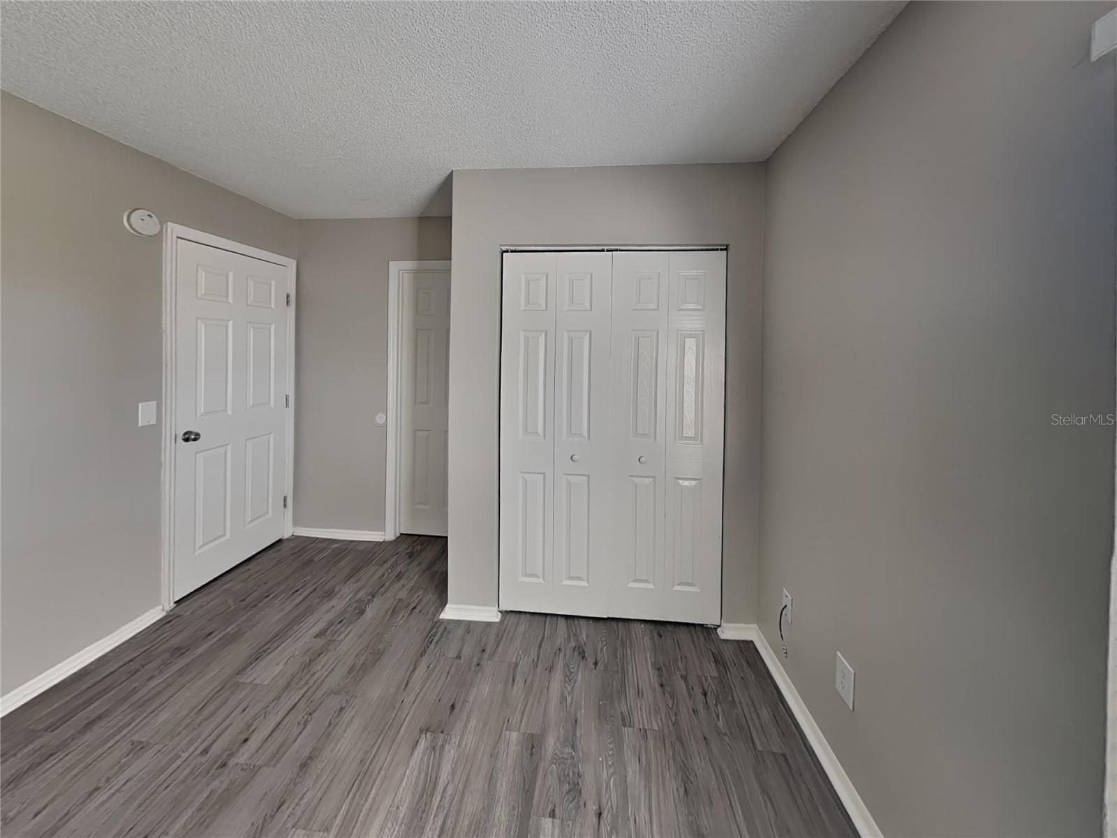 DELTONA LAKES UN 30 8 - Residential Lease