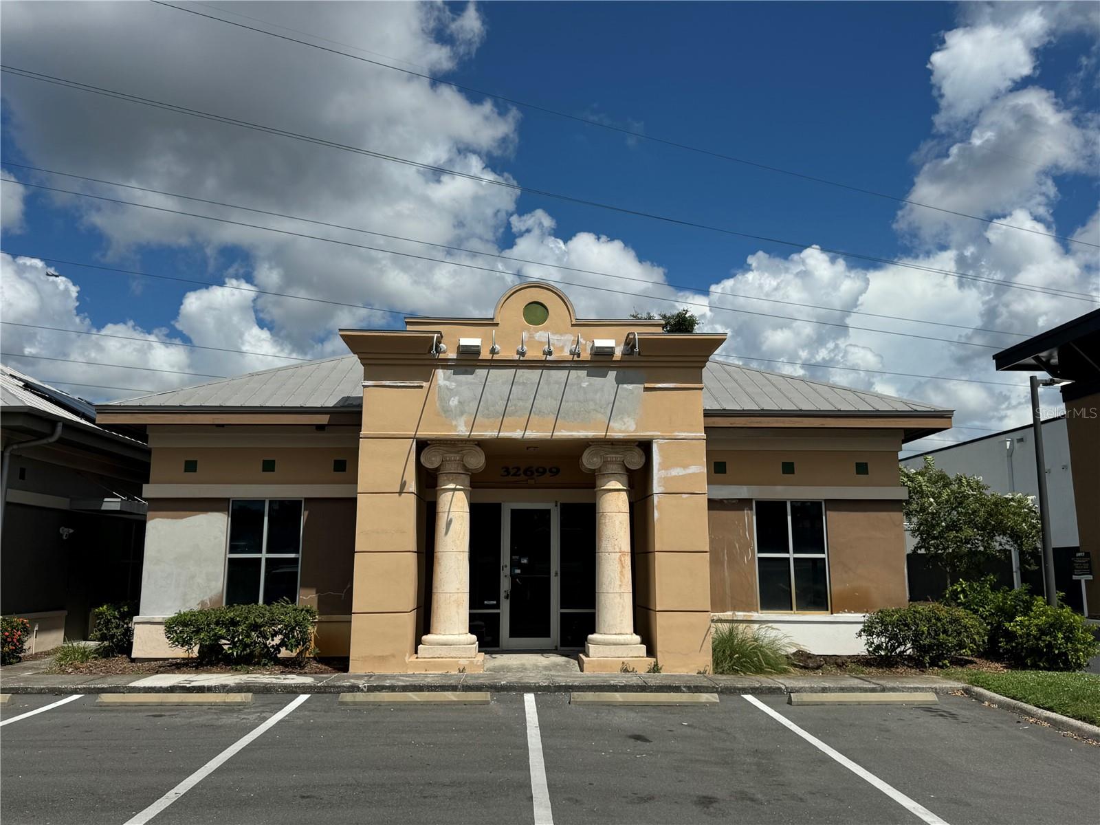 Prime location! Building Available for Lease- with US-19 Frontage and Signage! This 3076 SQFT building comes equipped with an alarm and camera security system installed. Close to the intersection of US-19 and Tampa Rd in Palm Harbor, offering great visibility from passing traffic, as well as plaza traffic due to Links Car Wash located next-door. Multiple parking spaces available in front of building. Call or Text List Agent to schedule a showing.