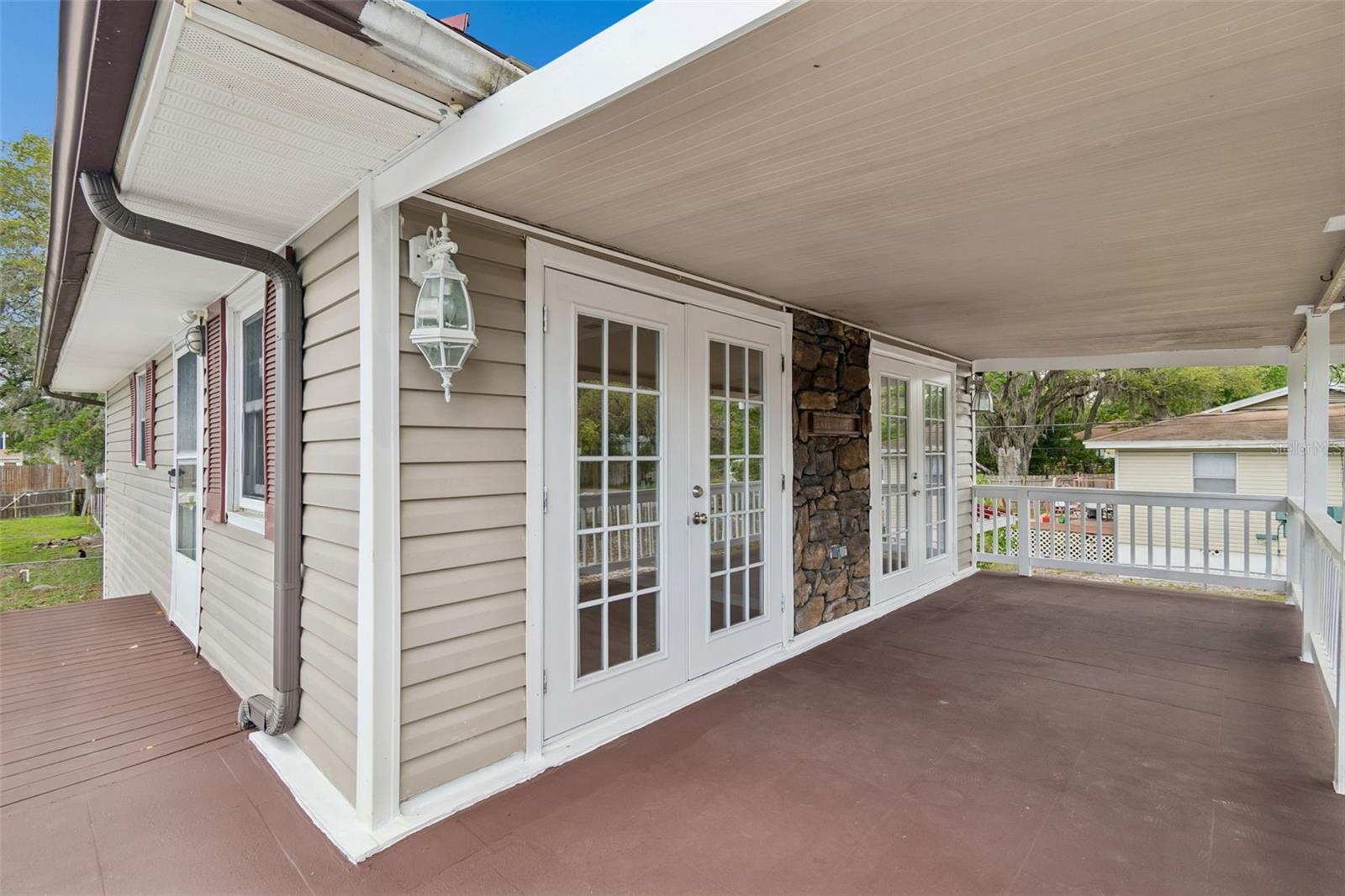 MOON LAKE ESTATES - Residential