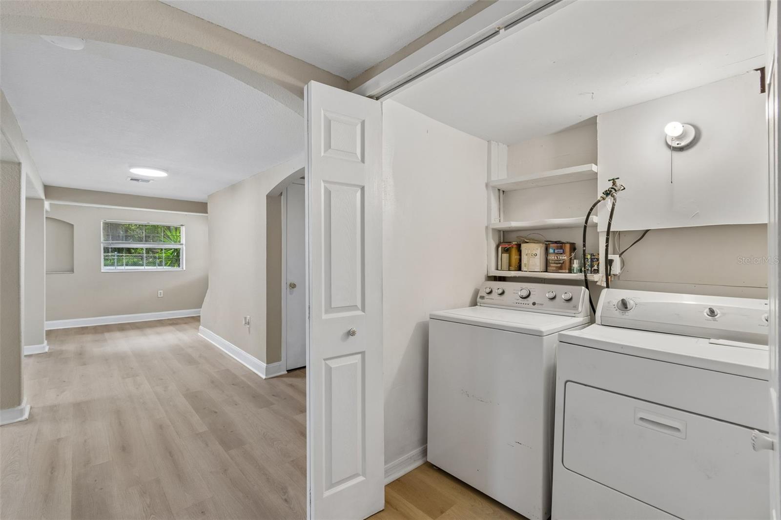 MOON LAKE ESTATES - Residential