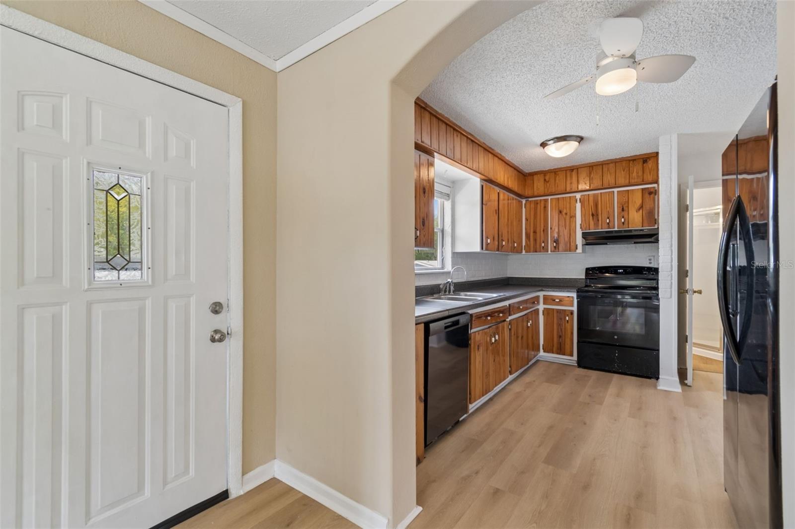 MOON LAKE ESTATES - Residential