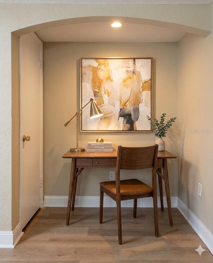 MOON LAKE ESTATES - Residential