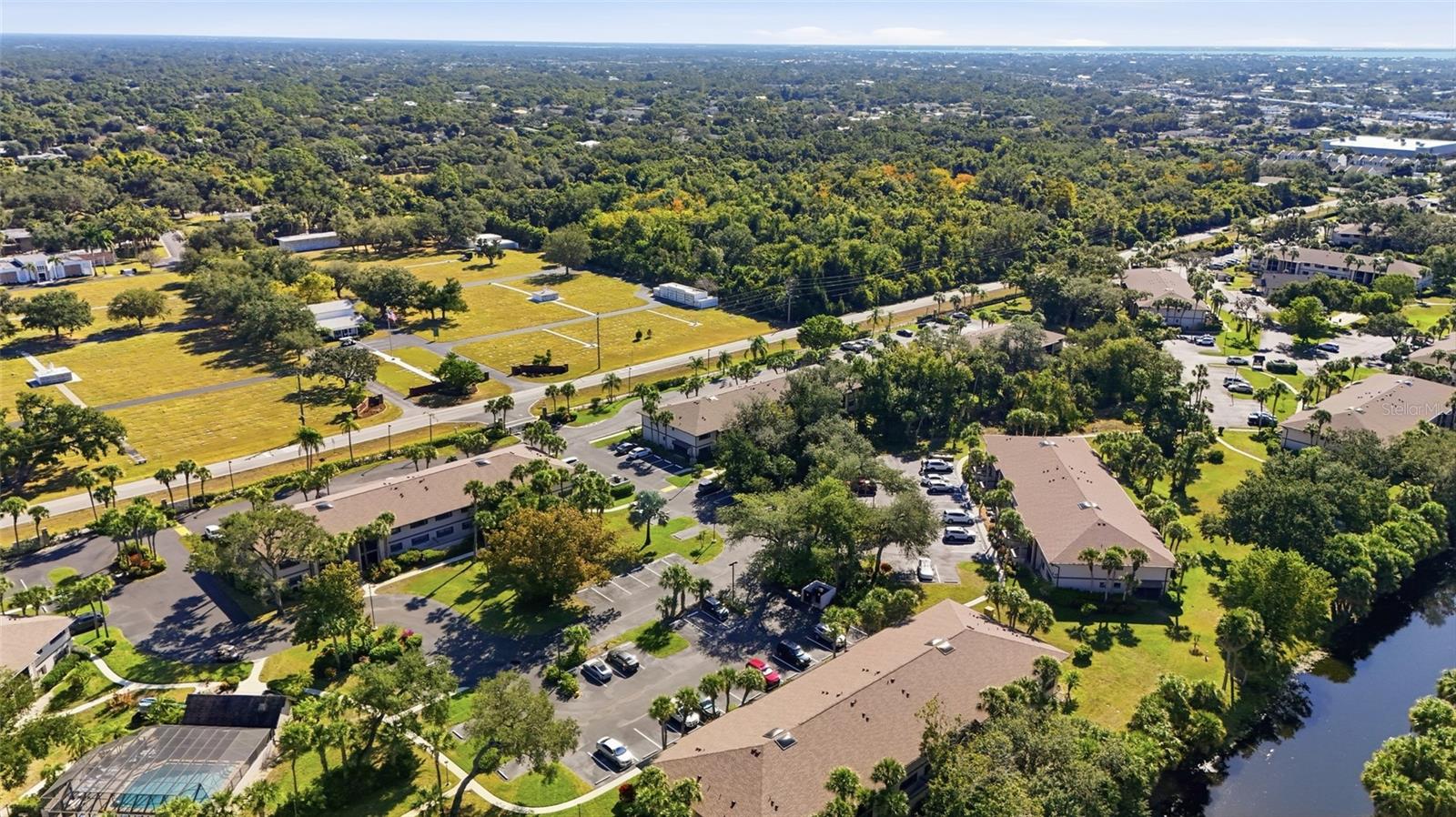 OAK FORREST - Residential