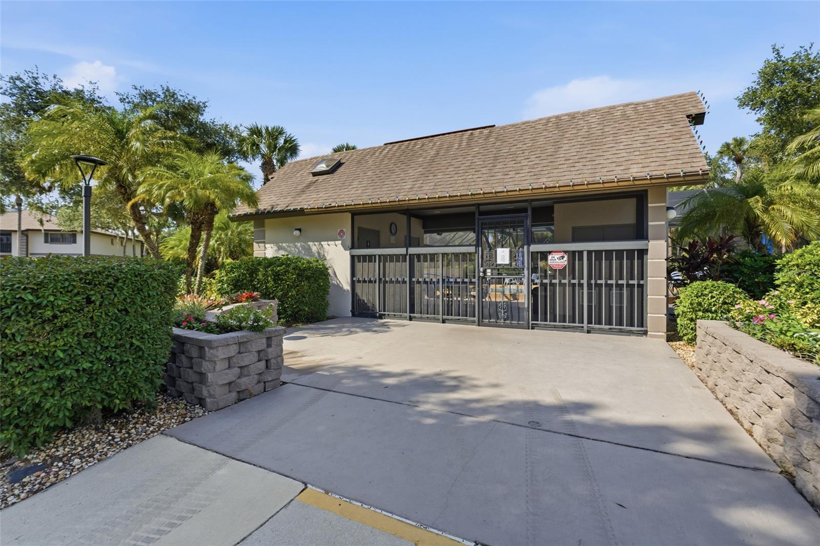 OAK FORREST - Residential