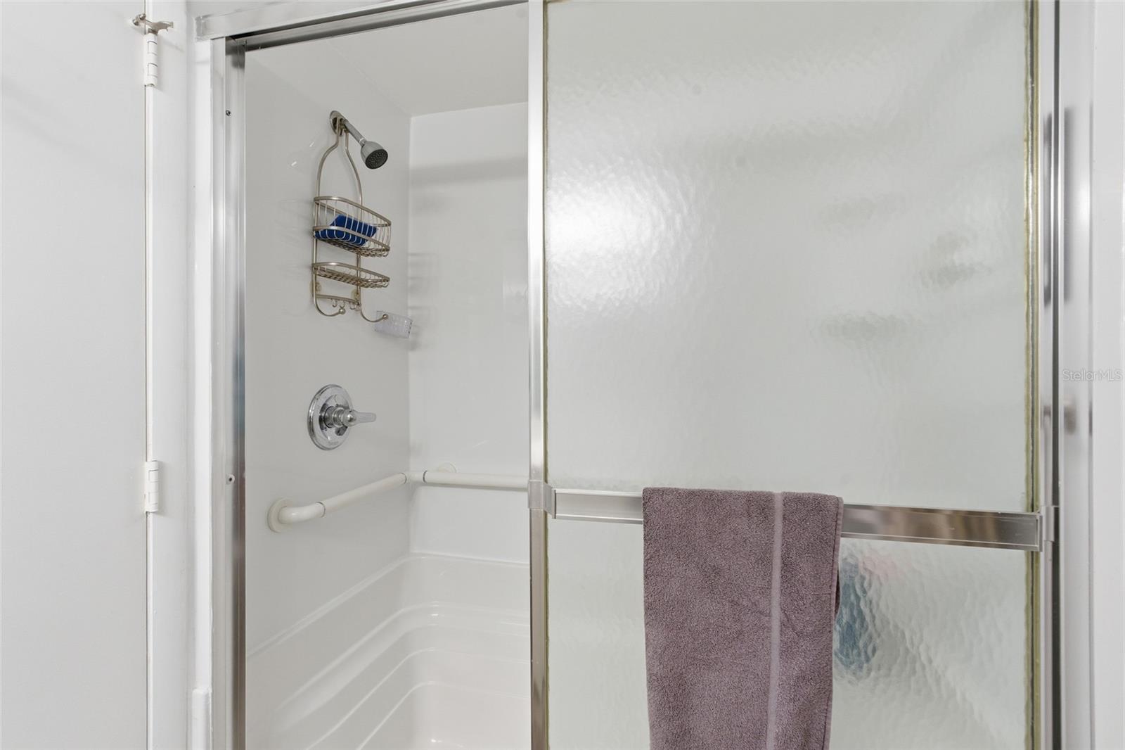 OAK FORREST - Residential