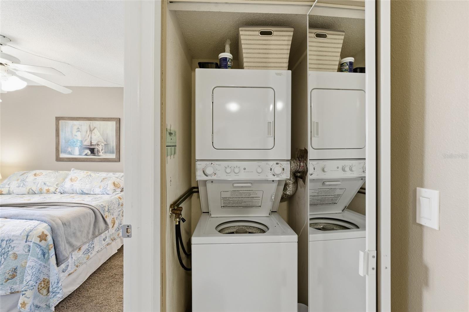 OAK FORREST - Residential