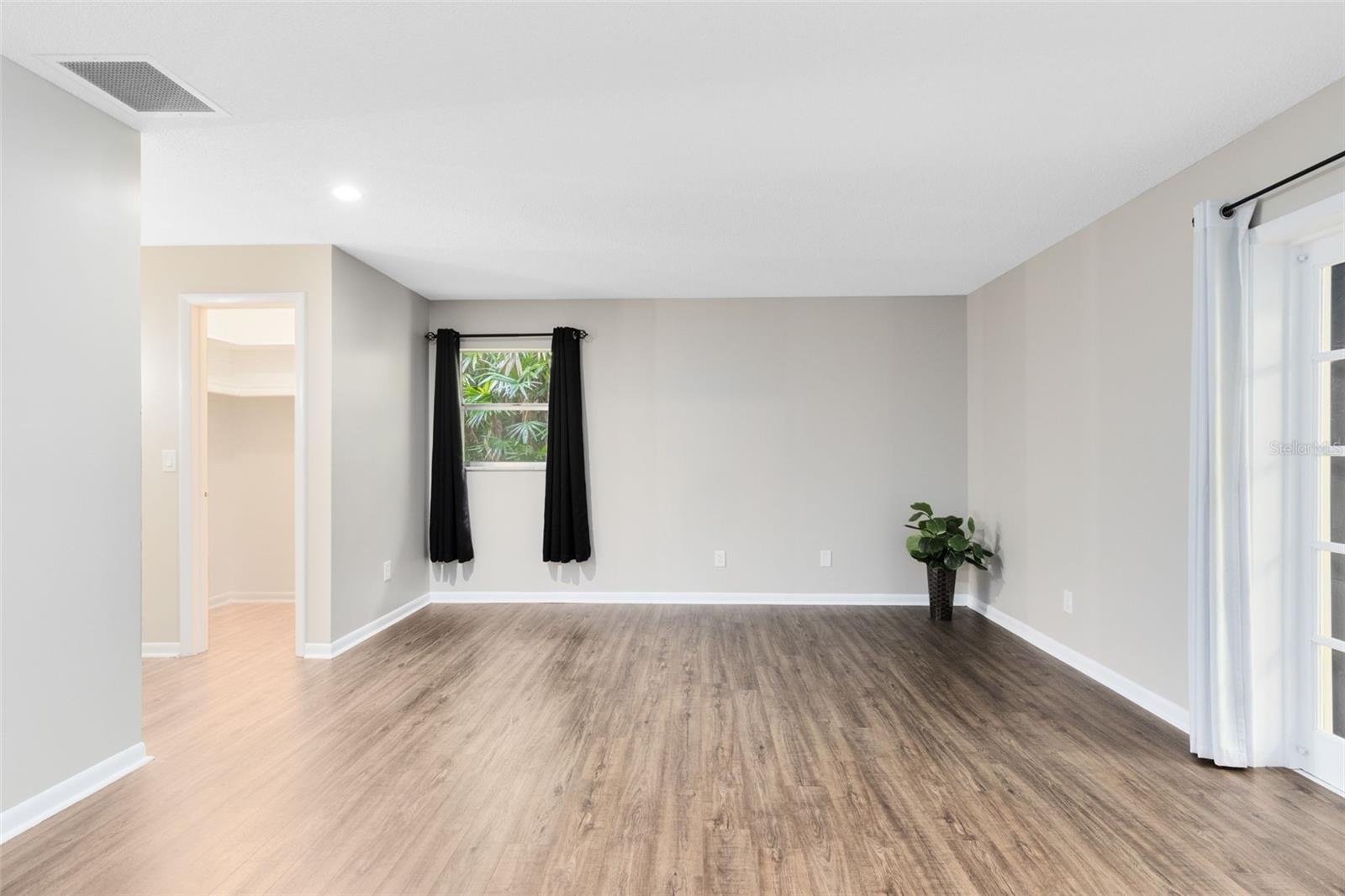 MEADOWS UNIT 1 - Residential