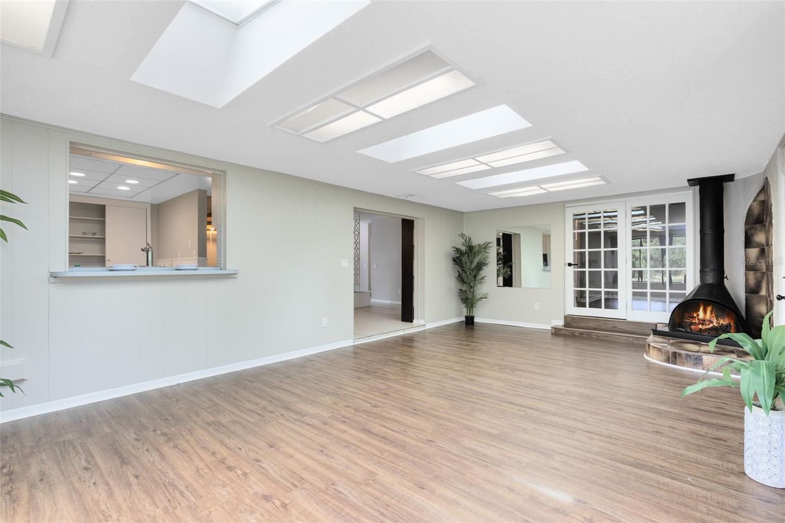 MEADOWS UNIT 1 - Residential