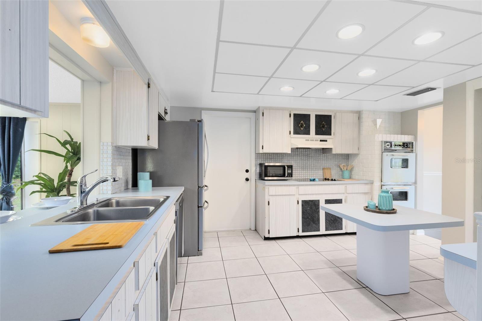 MEADOWS UNIT 1 - Residential