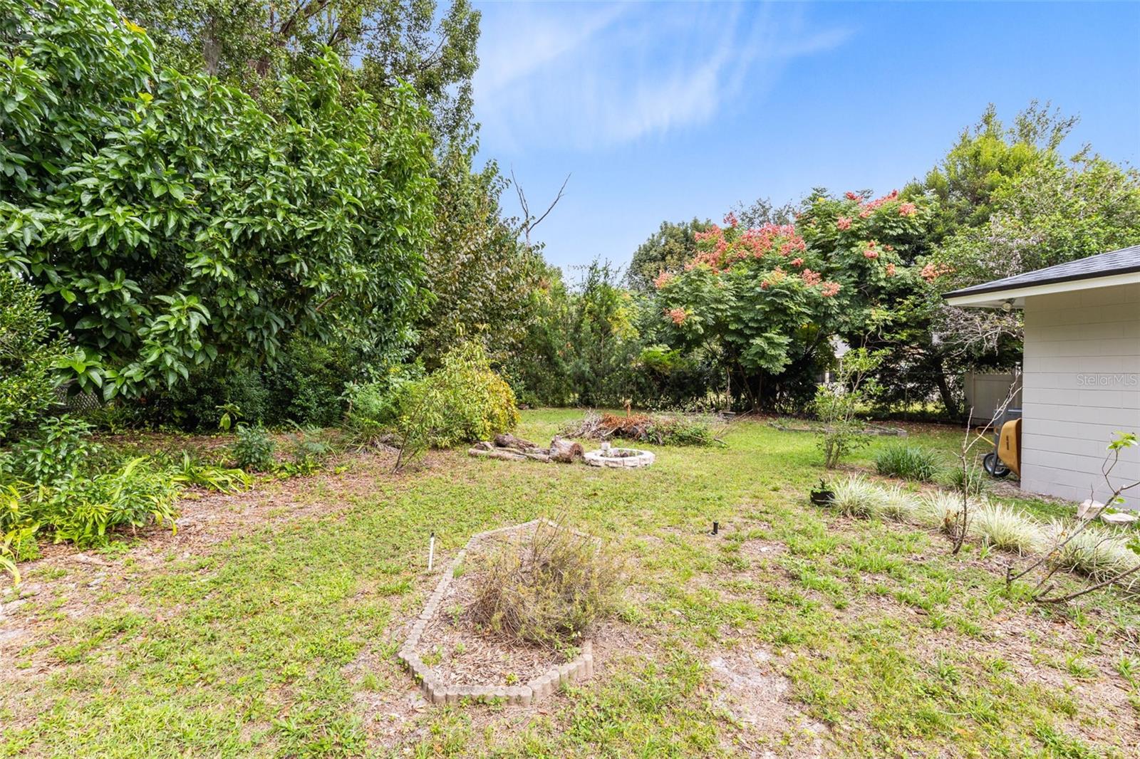 MEADOWS UNIT 1 - Residential