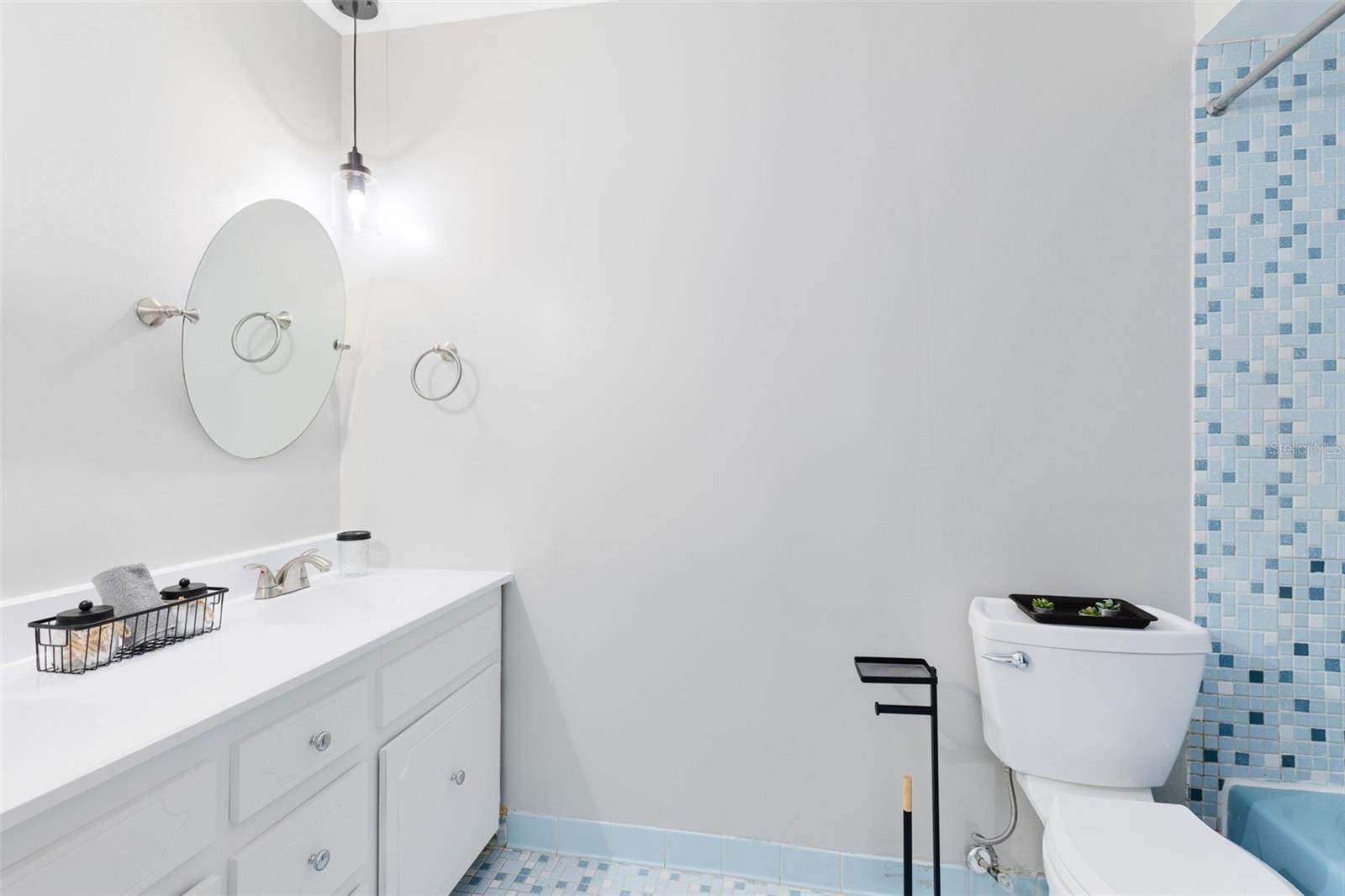 MEADOWS UNIT 1 - Residential