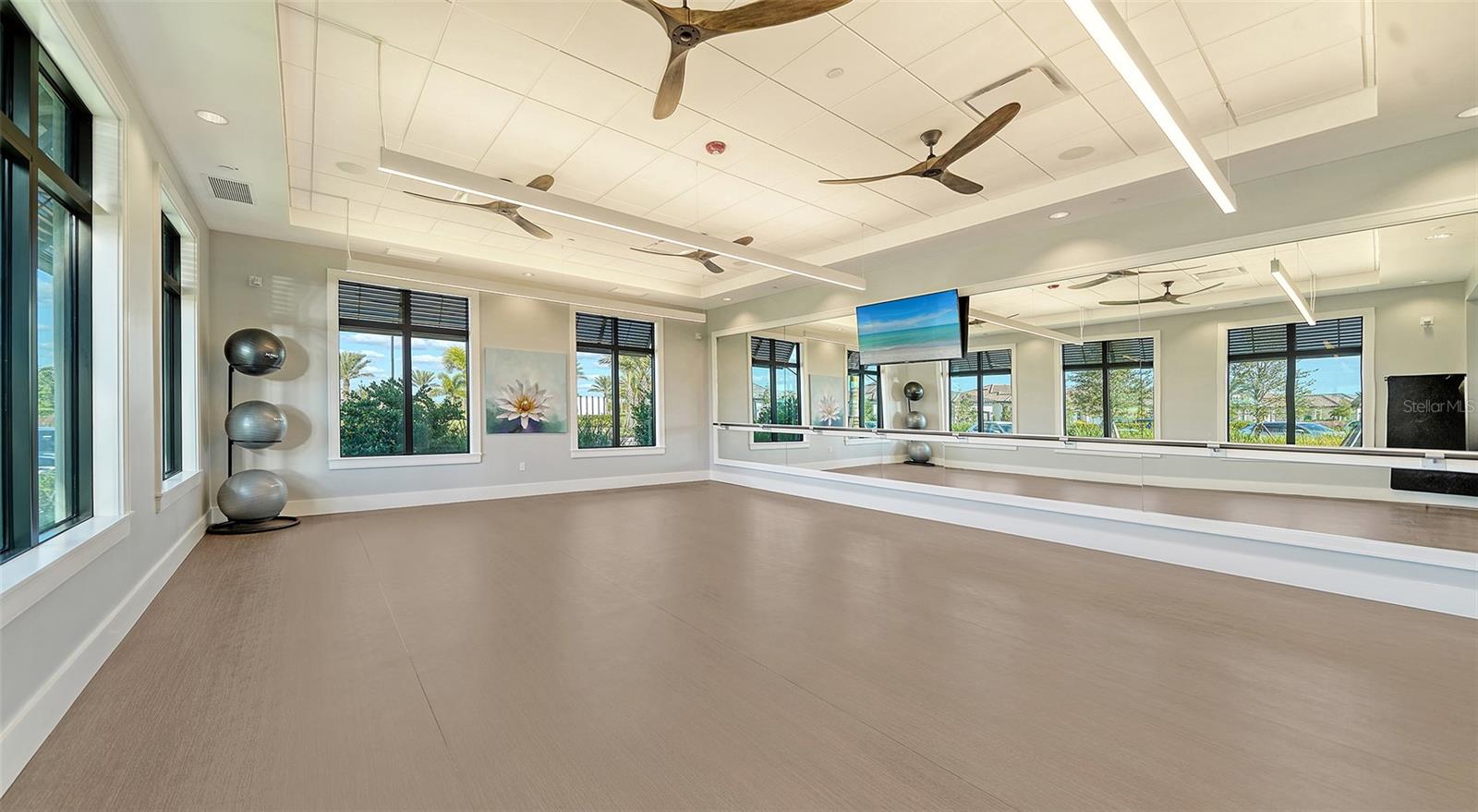 TALON PRESERVE PH 6 - Residential Lease