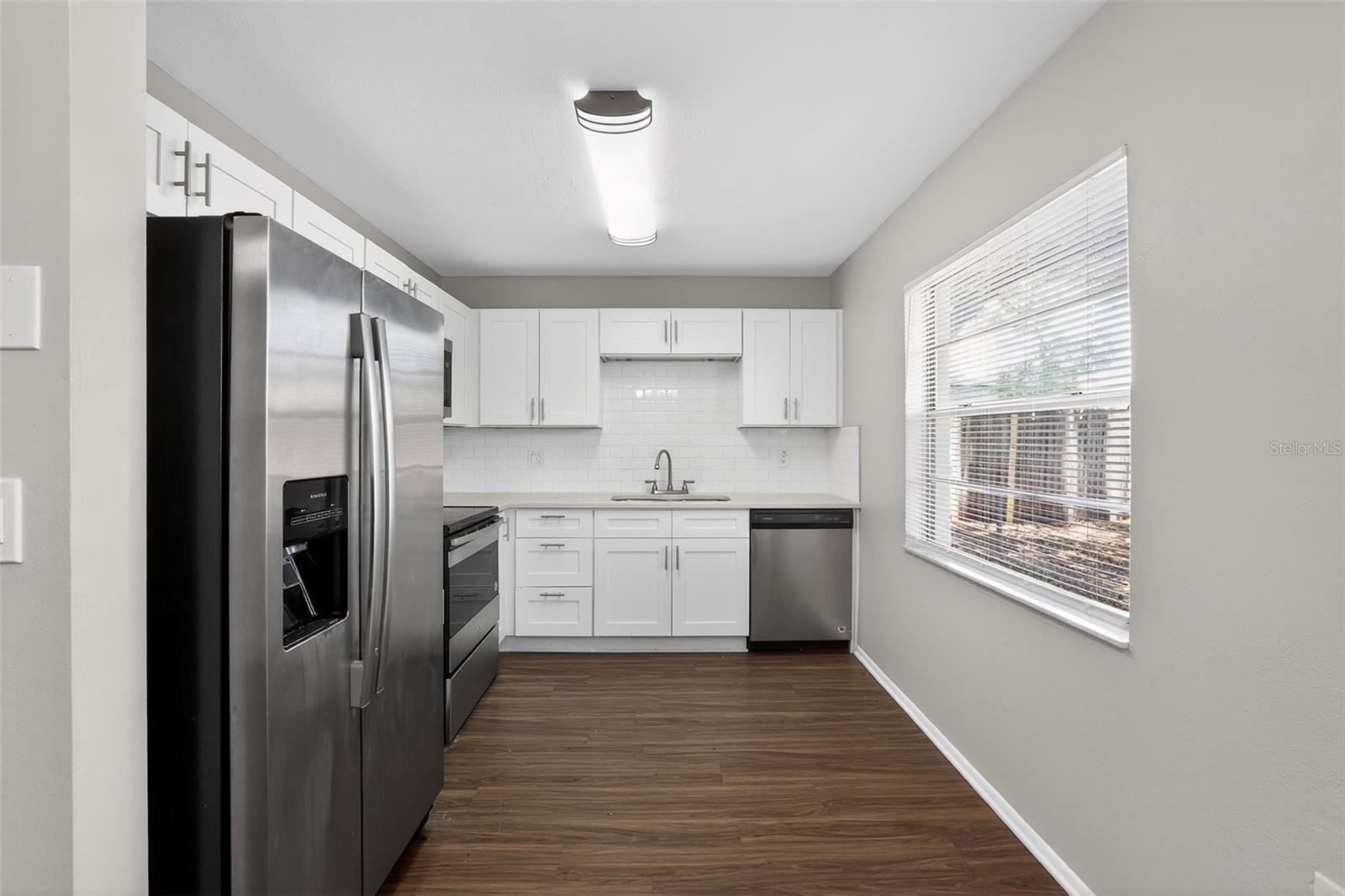 LAKEVIEW VILLAGE SEC L UNI - Residential