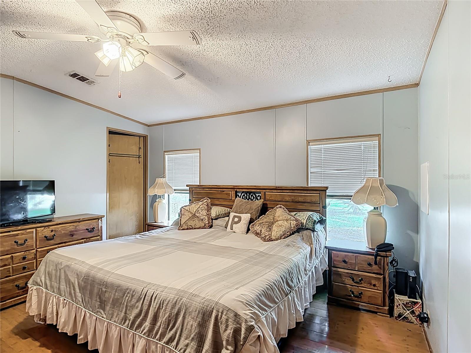 BERKLEY MANOR - Residential