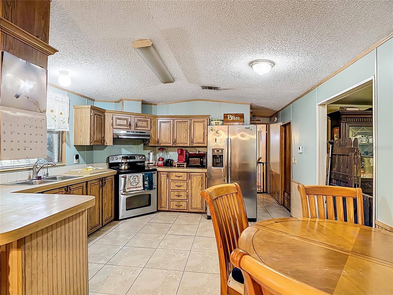 BERKLEY MANOR - Residential