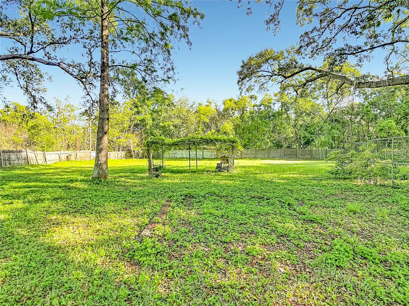 BERKLEY MANOR - Residential