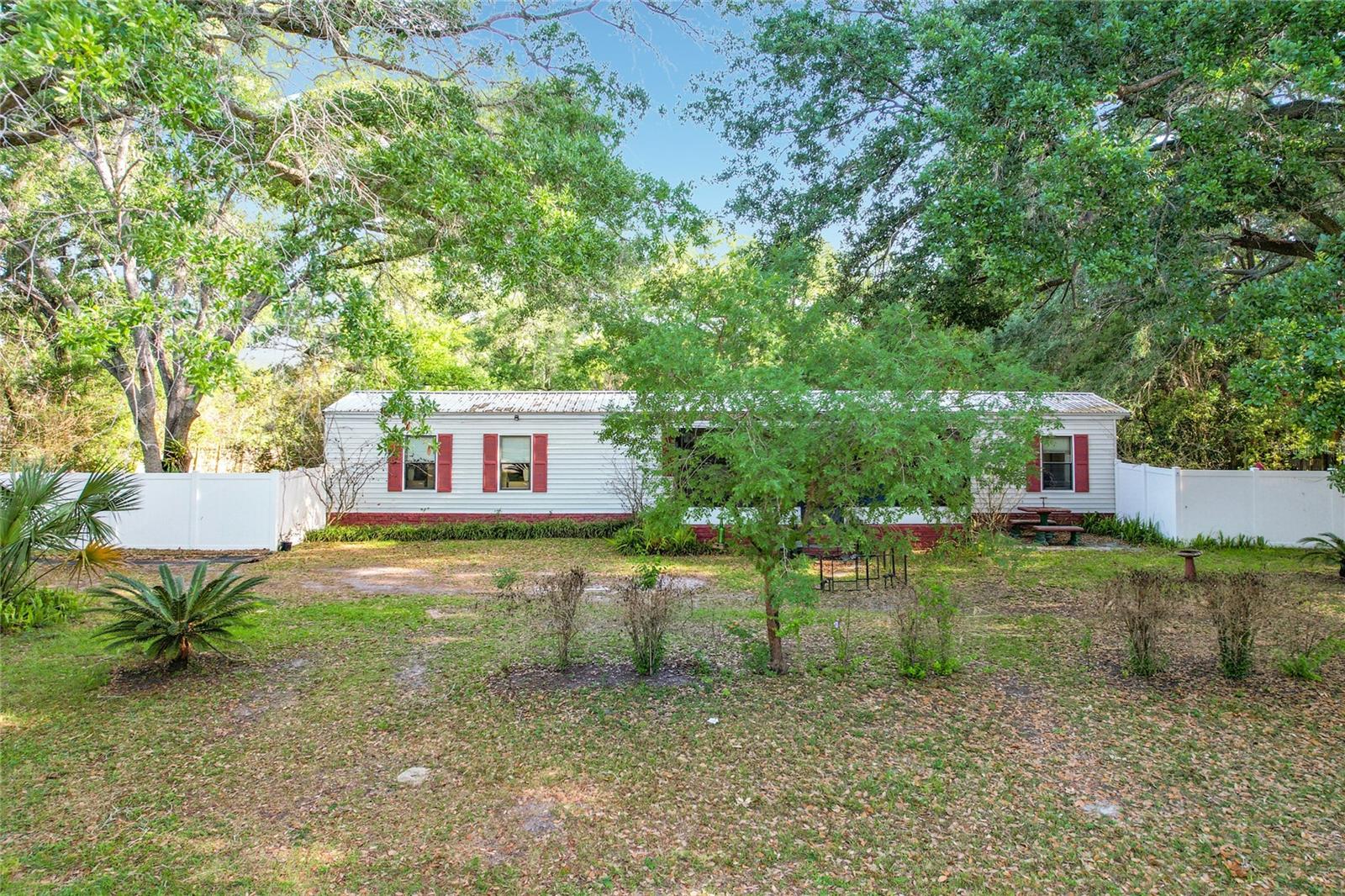 BERKLEY MANOR - Residential