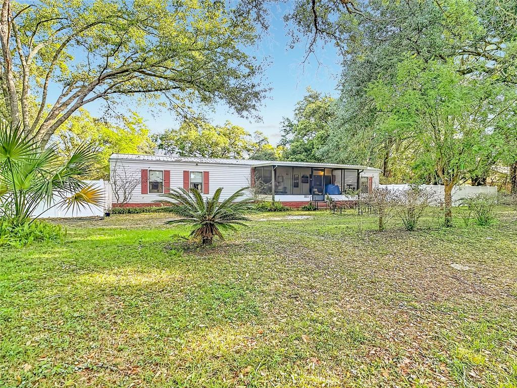 Photo of 821 Irene Drive, Auburndale, FL 33823 (MLS # O6399365)