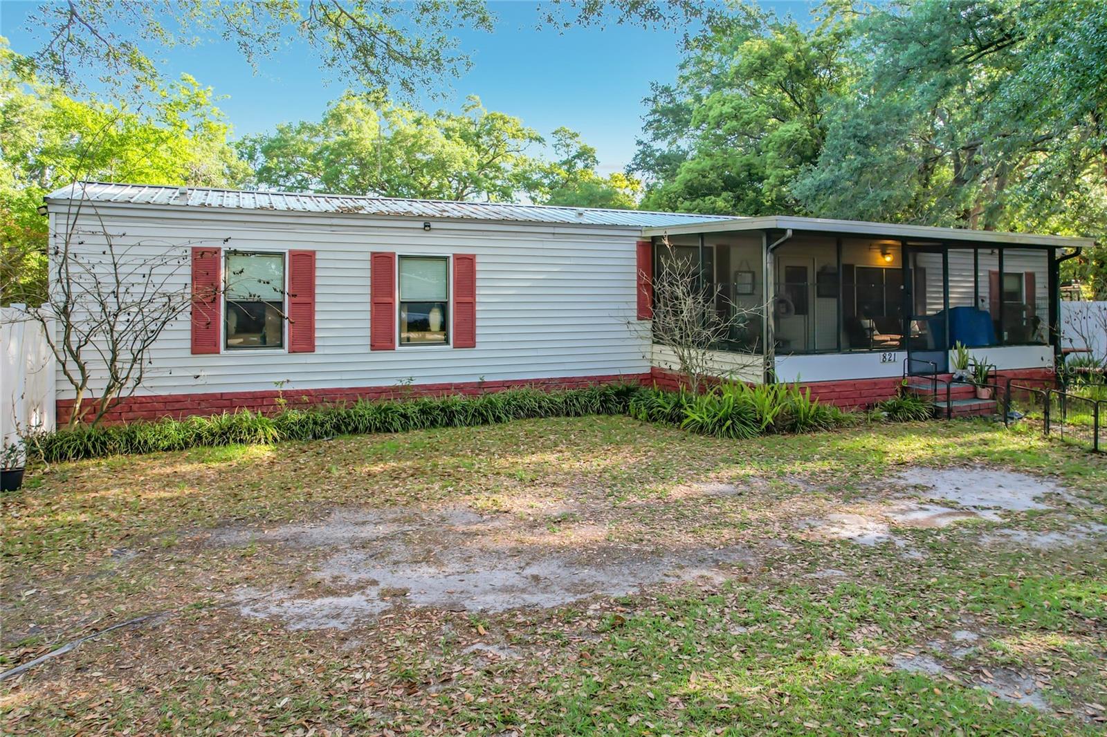 BERKLEY MANOR - Residential