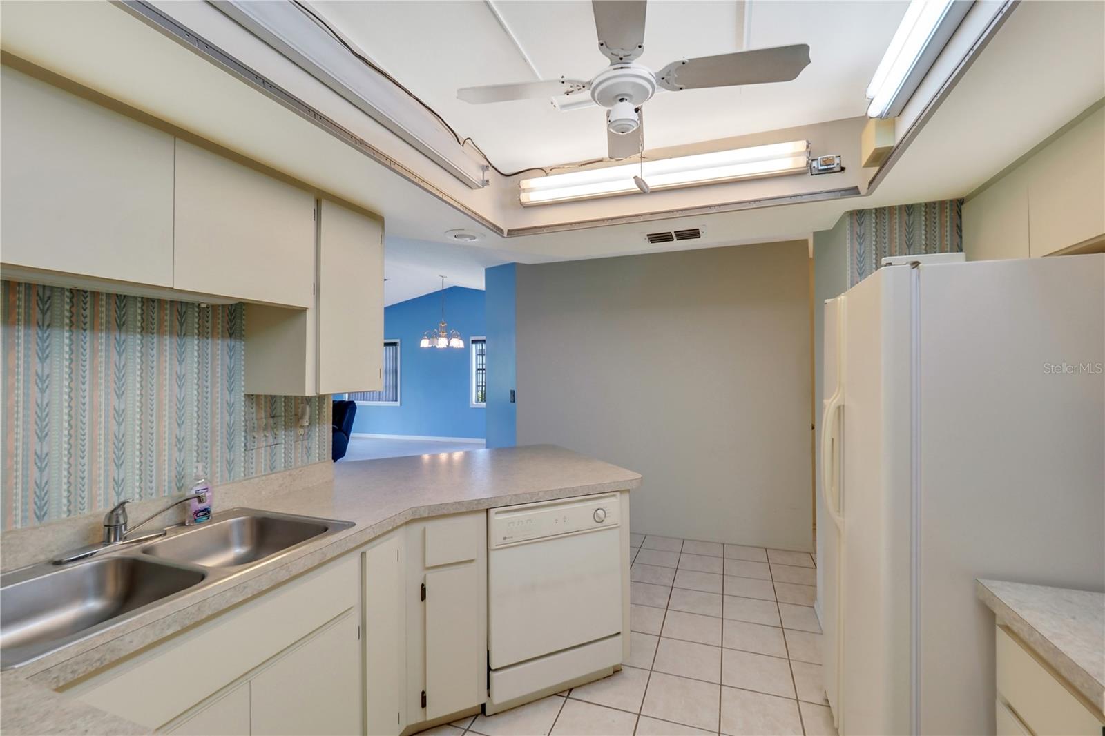 CHESTNUT CREEK VILLAS - Residential