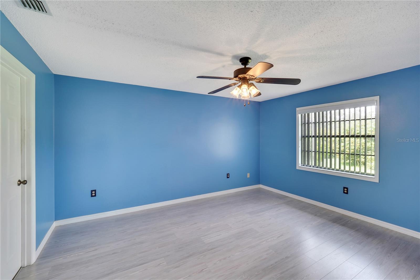 CHESTNUT CREEK VILLAS - Residential