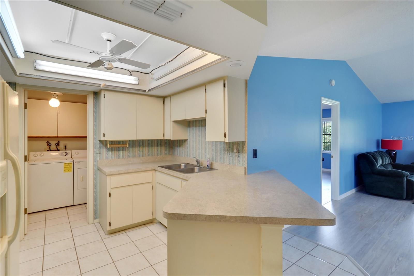 CHESTNUT CREEK VILLAS - Residential