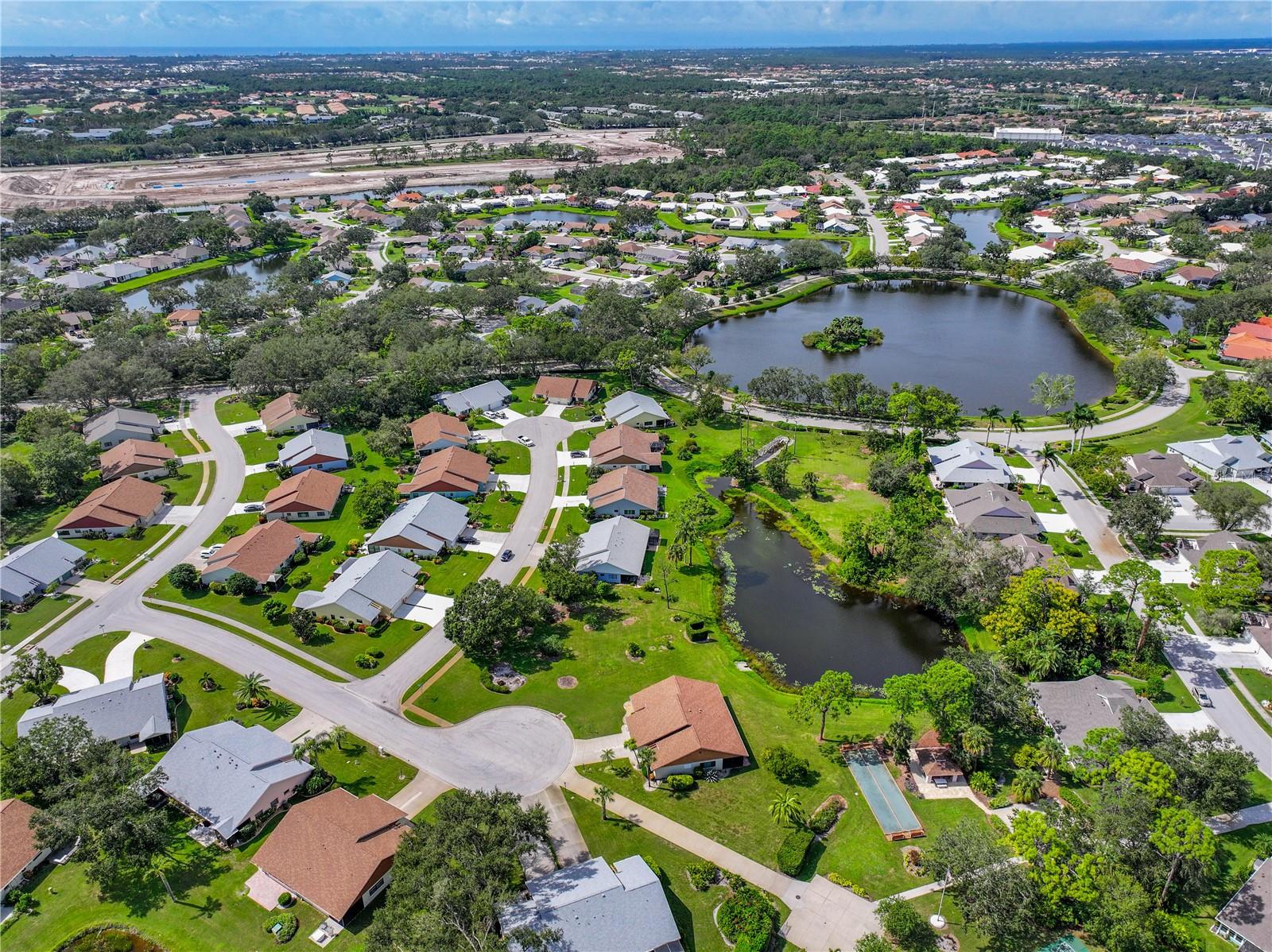 CHESTNUT CREEK VILLAS - Residential
